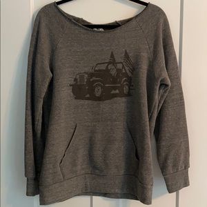 Grey boatneck sweatshirt with Jeep design L